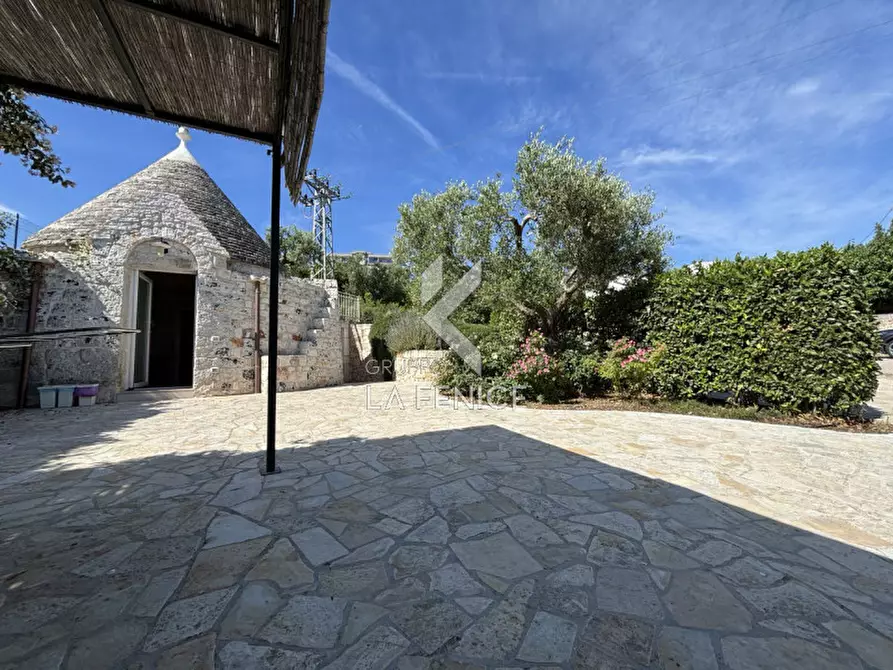 Immagine 7 di Villa in vendita  in via ostuni a Martina Franca