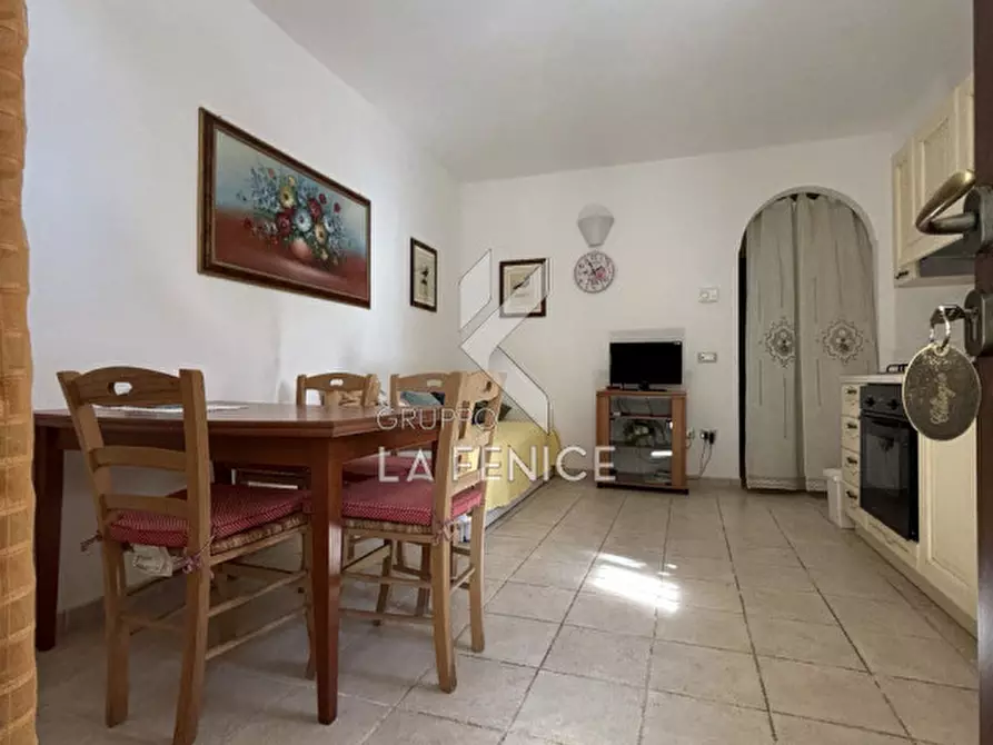 Immagine 18 di Villa in vendita  in via ostuni a Martina Franca