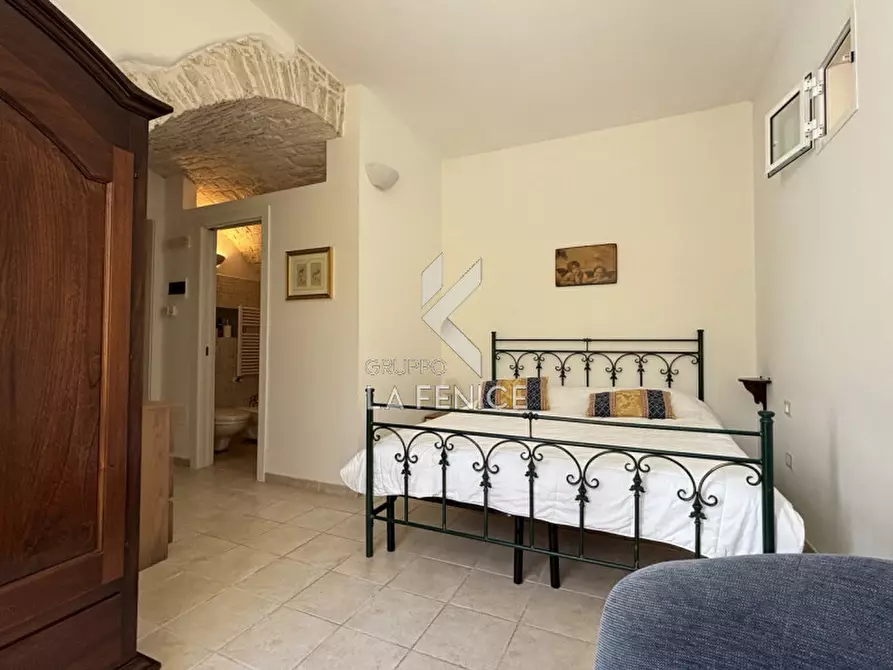 Immagine 31 di Villa in vendita  in via ostuni a Martina Franca