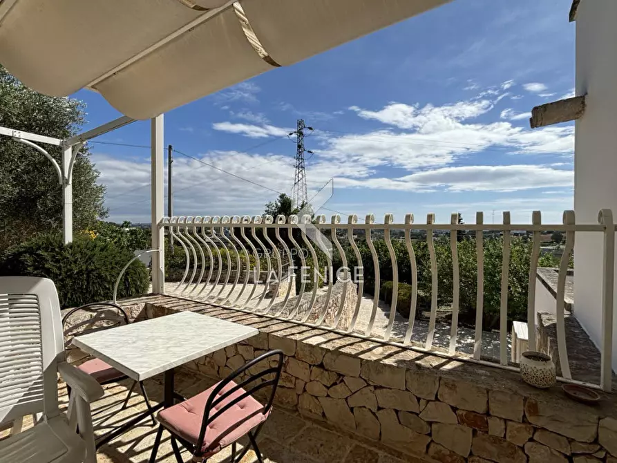 Immagine 34 di Villa in vendita  in via ostuni a Martina Franca