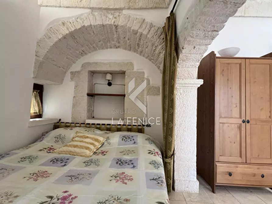 Immagine 38 di Villa in vendita  in via ostuni a Martina Franca