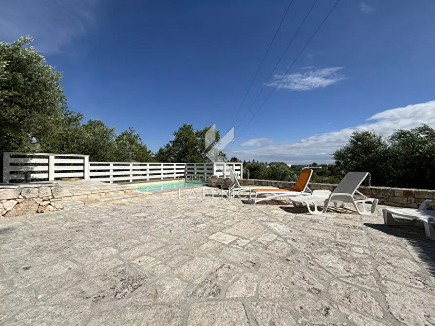 Immagine 47 di Villa in vendita  in via ostuni a Martina Franca