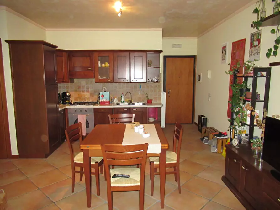 Immagine 1 di Appartamento in vendita  a Giavera Del Montello