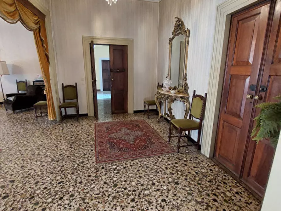 Immagine 8 di Casa indipendente in vendita  in centro a Thiene