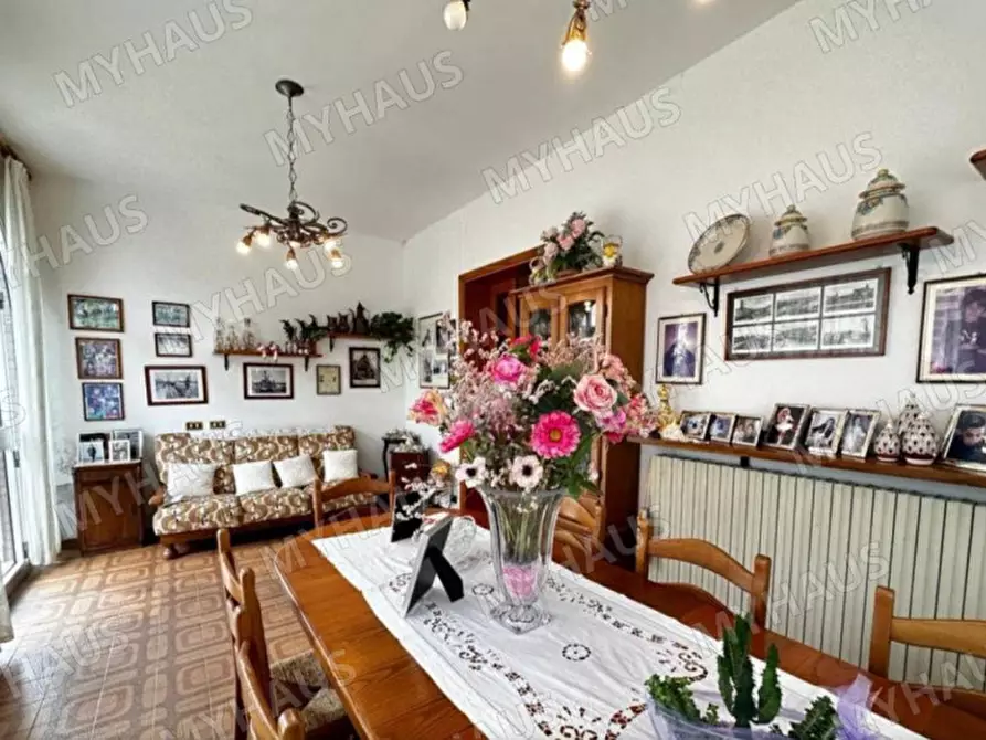 Immagine 29 di Villa in vendita  in Viale Magrini a Cesenatico