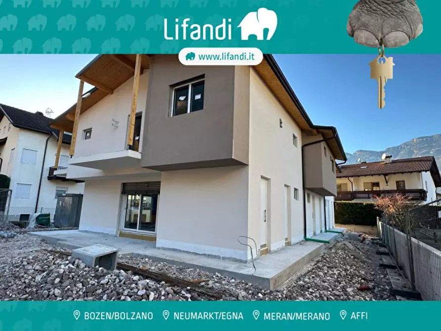 Immagine 1 di Villetta a schiera in vendita  in Via Roma a Egna .Neumarkt.