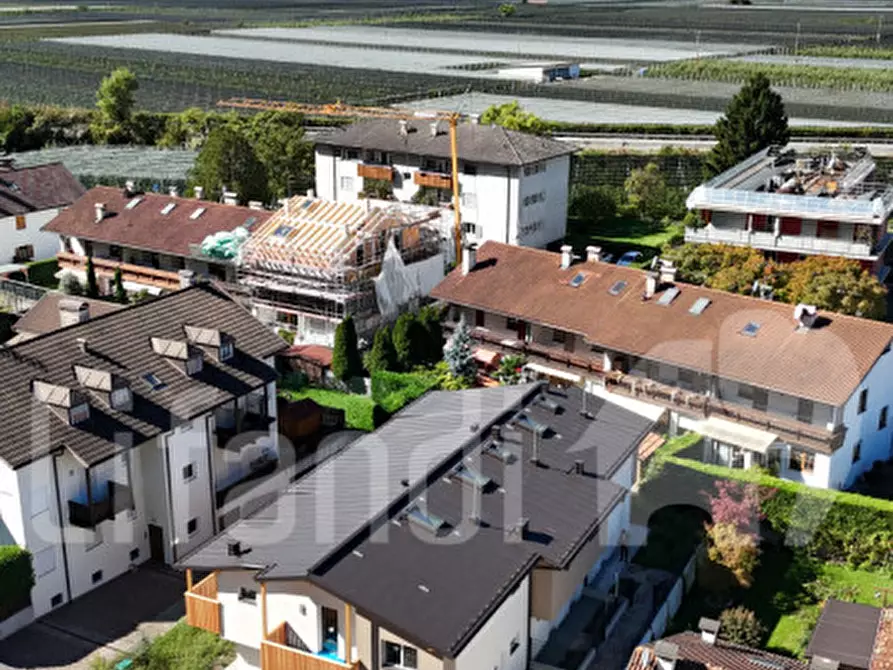 Immagine 8 di Villetta a schiera in vendita  in Via Roma a Egna .Neumarkt.