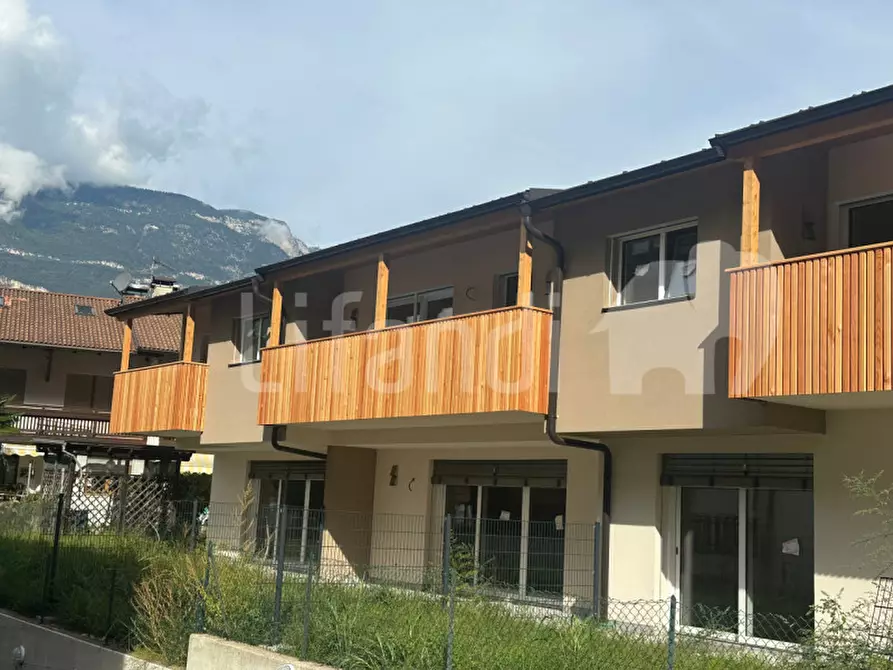 Immagine 13 di Villetta a schiera in vendita  in Via Roma a Egna .Neumarkt.