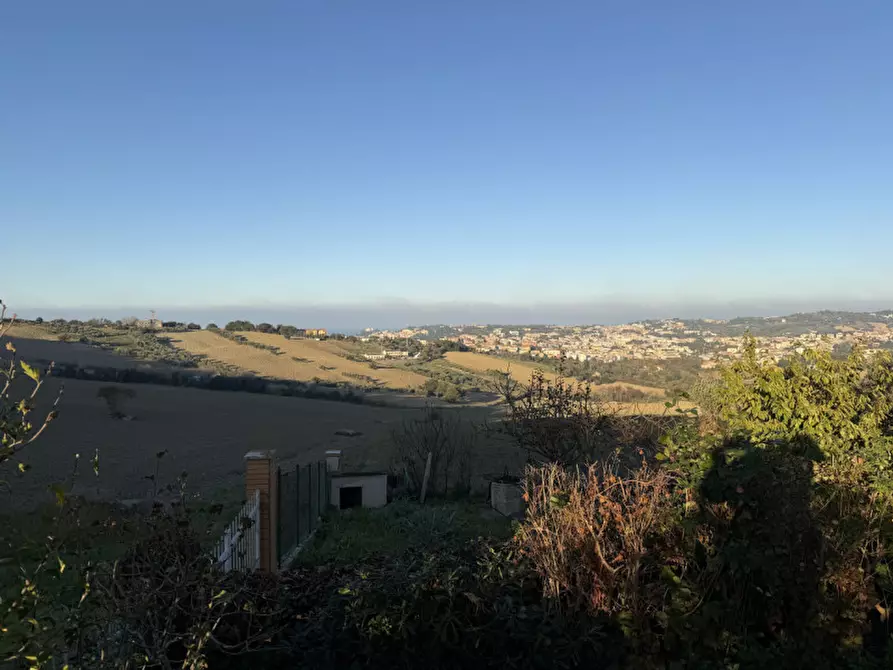 Immagine 17 di Appartamento in affitto  in Via Della Madonnetta a Ancona