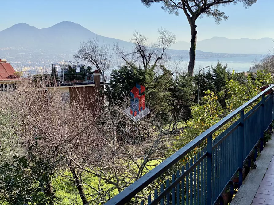 Immagine 1 di Appartamento in vendita  in SAN MARTINO - VIA BONITO a Napoli