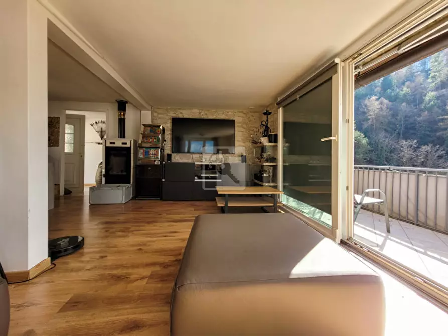 Immagine 3 di Villa in vendita  a Arco