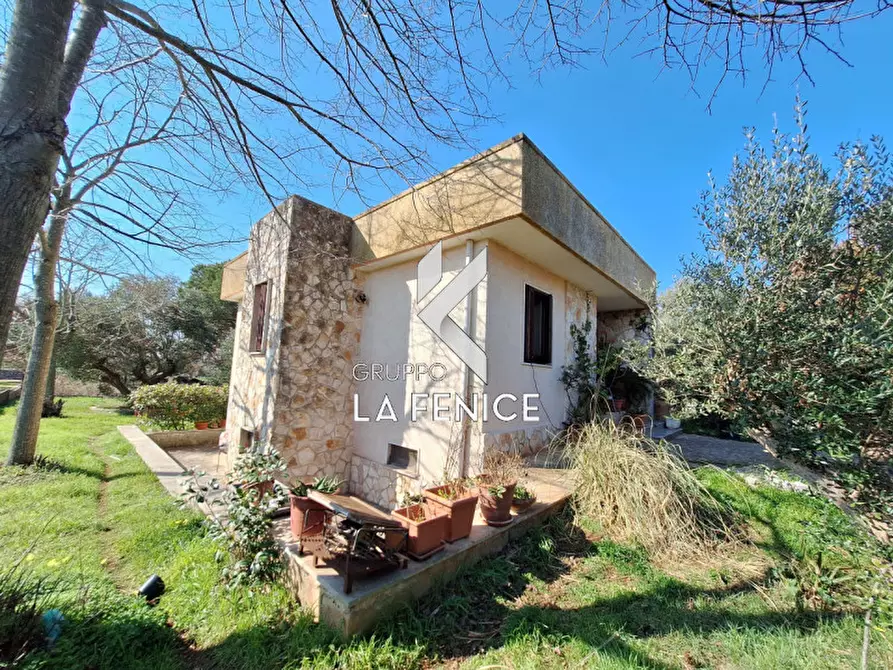 Immagine 11 di Villa in vendita  in C.da Cerrosa a Locorotondo