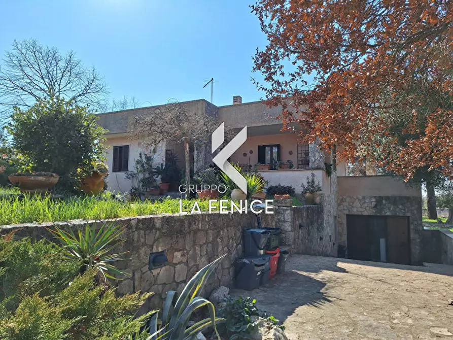 Immagine 13 di Villa in vendita  in C.da Cerrosa a Locorotondo