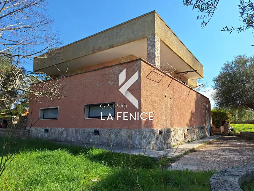 Immagine 17 di Villa in vendita  in C.da Cerrosa a Locorotondo