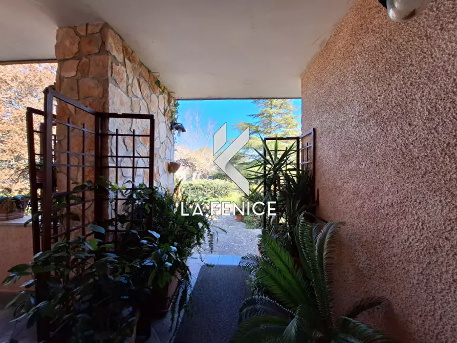 Immagine 27 di Villa in vendita  in C.da Cerrosa a Locorotondo