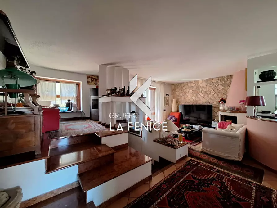 Immagine 28 di Villa in vendita  in C.da Cerrosa a Locorotondo