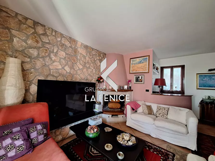 Immagine 31 di Villa in vendita  in C.da Cerrosa a Locorotondo