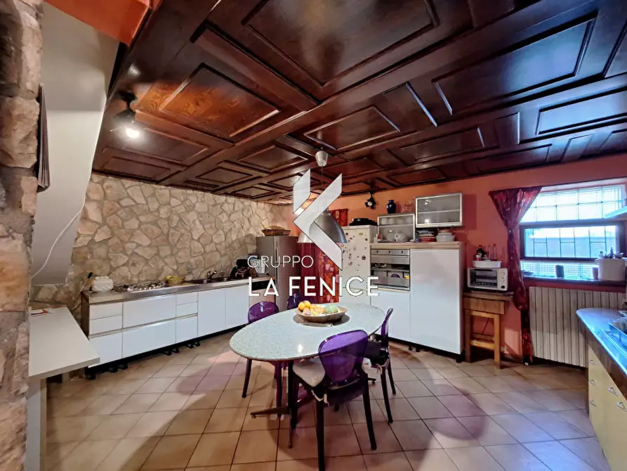 Immagine 47 di Villa in vendita  in C.da Cerrosa a Locorotondo