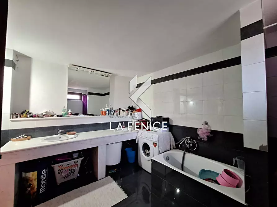 Immagine 51 di Villa in vendita  in C.da Cerrosa a Locorotondo