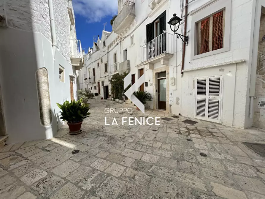 Immagine 5 di Casa indipendente in vendita  in Via G. Garibaldi a Locorotondo