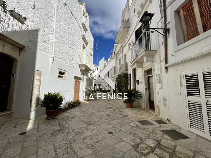 Immagine 7 di Casa indipendente in vendita  in Via G. Garibaldi a Locorotondo