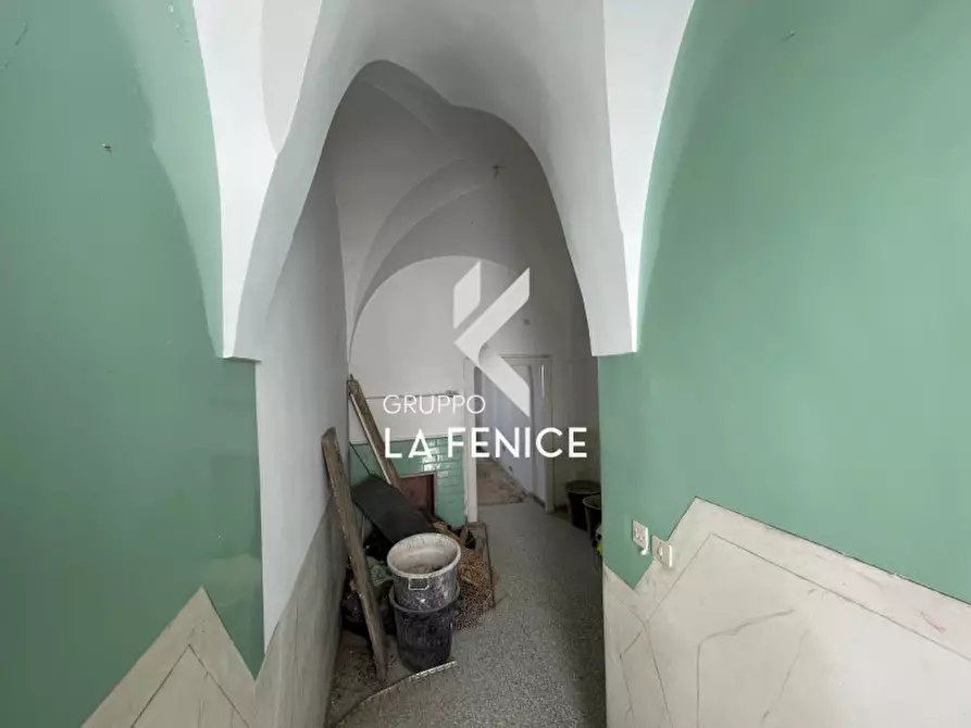 Immagine 13 di Casa indipendente in vendita  in Via G. Garibaldi a Locorotondo