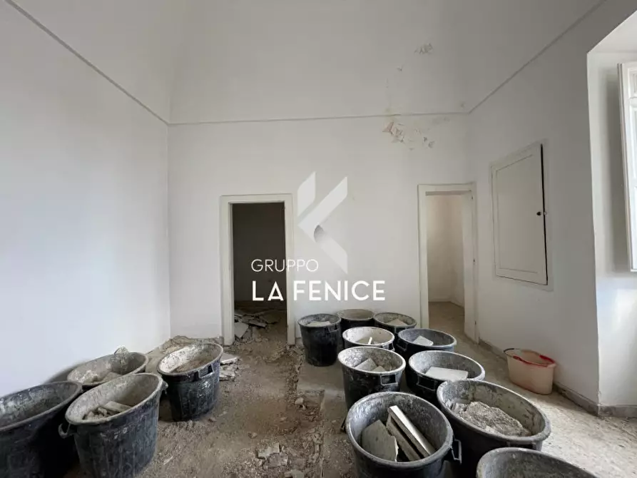 Immagine 37 di Casa indipendente in vendita  in Via G. Garibaldi a Locorotondo