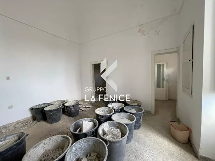 Immagine 40 di Casa indipendente in vendita  in Via G. Garibaldi a Locorotondo