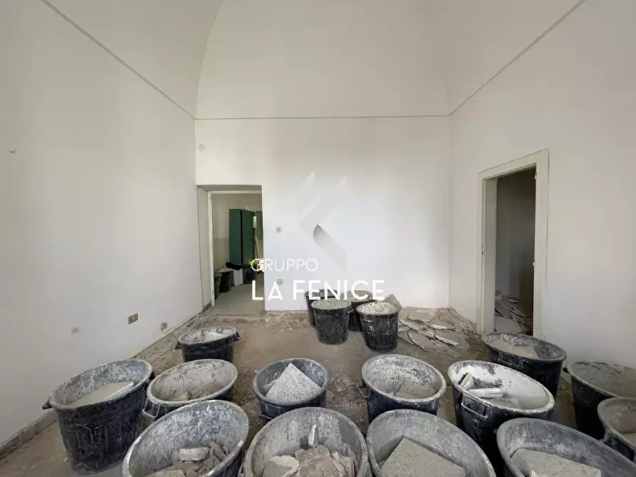 Immagine 40 di Casa indipendente in vendita  in Via G. Garibaldi a Locorotondo