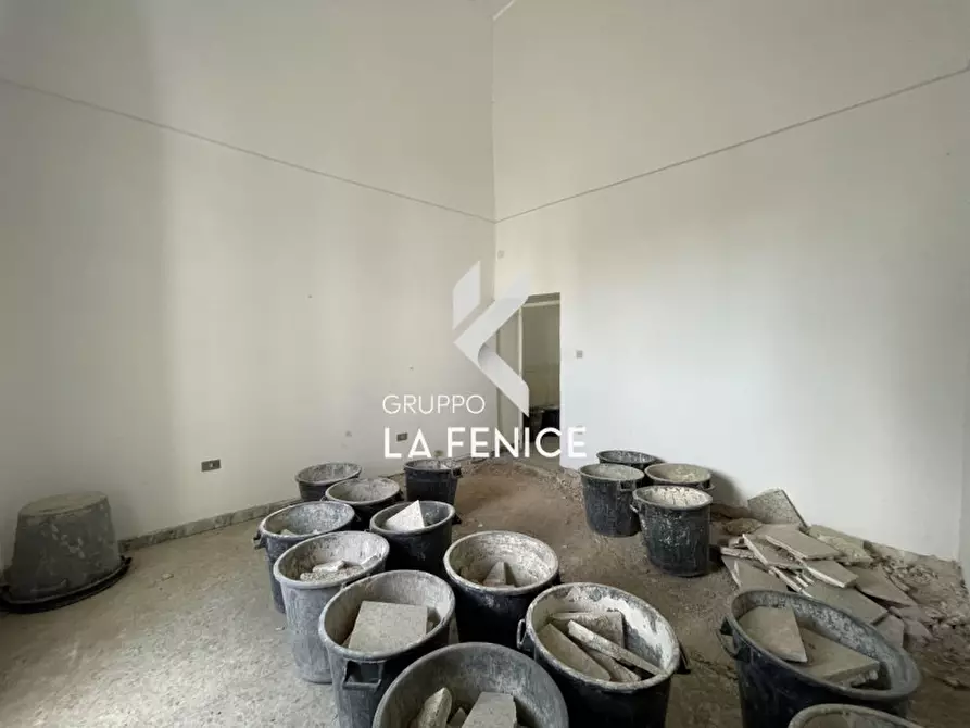 Immagine 42 di Casa indipendente in vendita  in Via G. Garibaldi a Locorotondo