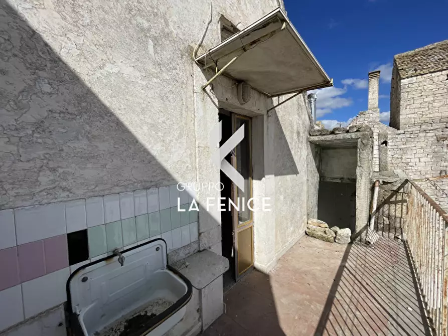 Immagine 45 di Casa indipendente in vendita  in Via G. Garibaldi a Locorotondo