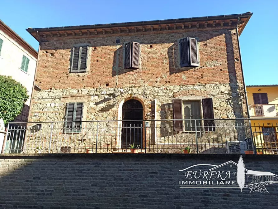 Immagine 1 di Villetta a schiera in vendita  in via indipendenza a Castiglione Del Lago