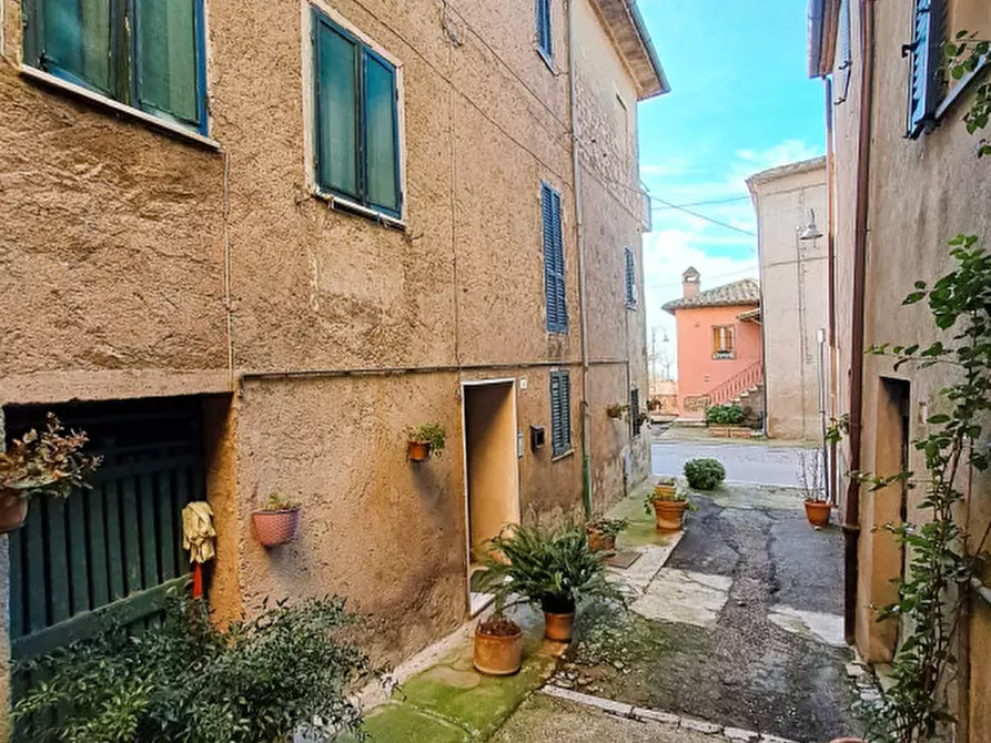 Immagine 2 di Villetta a schiera in vendita  a Magione