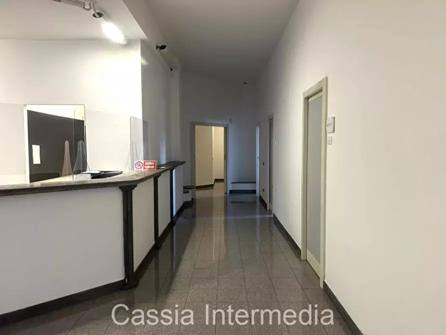 Immagine 7 di Negozio in vendita  in Via Petrarca a Civita Castellana