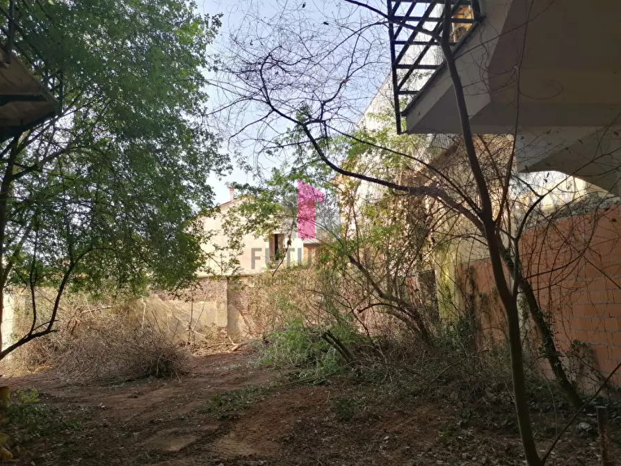 Immagine 6 di Capannone industriale in vendita  a Vicenza