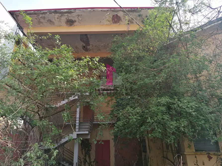 Immagine 7 di Capannone industriale in vendita  a Vicenza