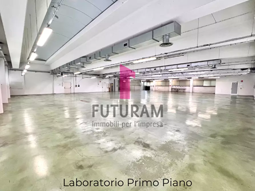 Immagine 9 di Capannone industriale in affitto  in Via dell'Industria,8 a Dueville