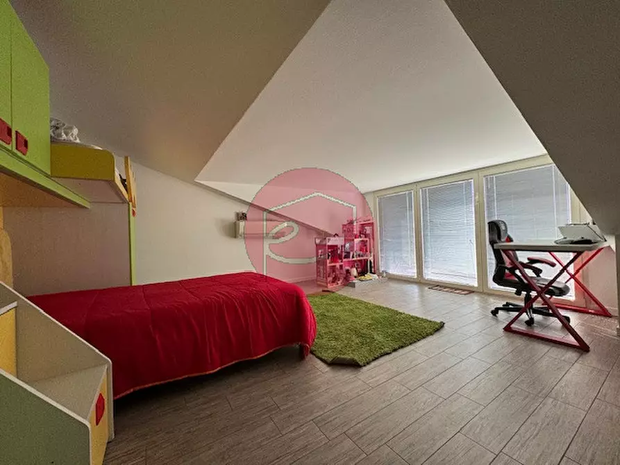 Immagine 21 di Attico in vendita  a Santarcangelo Di Romagna