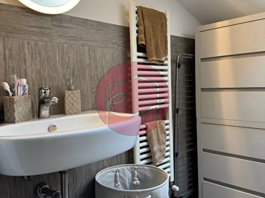 Immagine 27 di Attico in vendita  a Santarcangelo Di Romagna