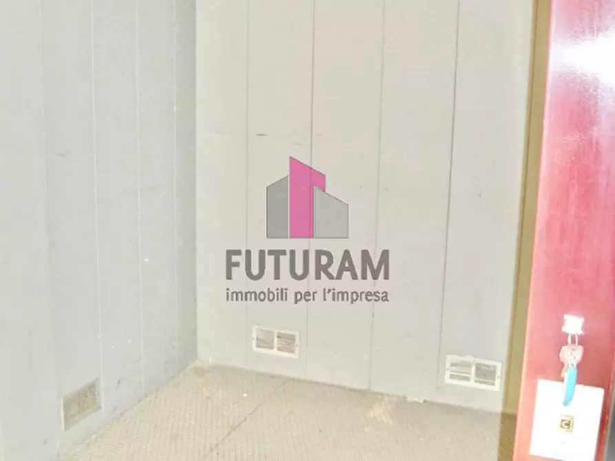 Immagine 21 di Capannone industriale in vendita  in via leonardo da vinci a Sandrigo