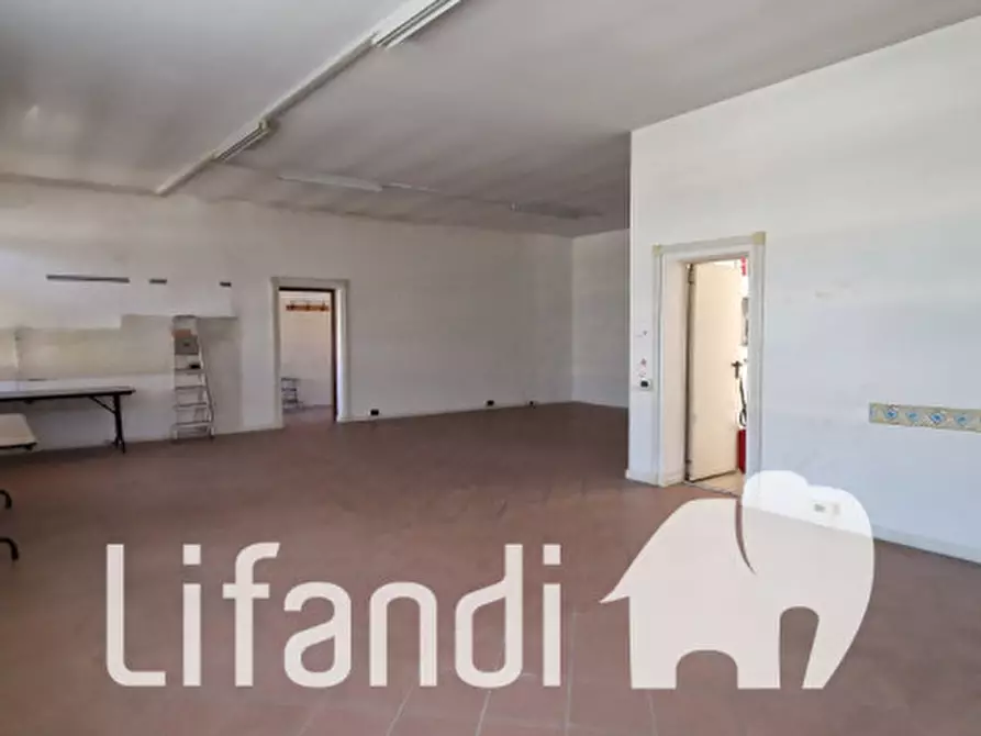 Immagine 12 di Capannone industriale in vendita  in via Braille a Bolzano