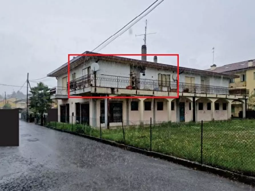 Immagine 1 di Appartamento in vendita  in Via Crevada, 14 a San Pietro Di Feletto