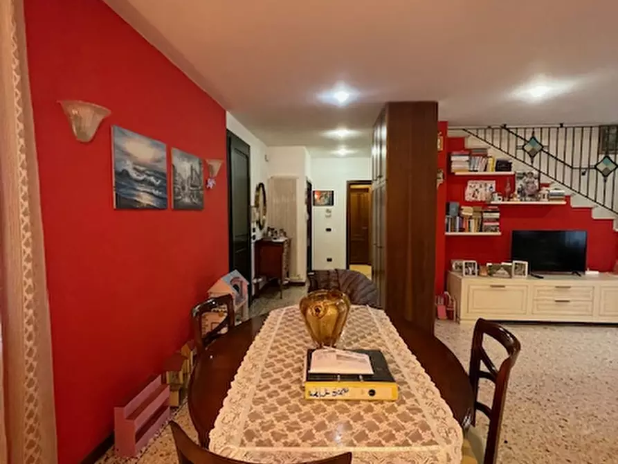 Immagine 7 di Casa indipendente in vendita  a Santa Giustina In Colle