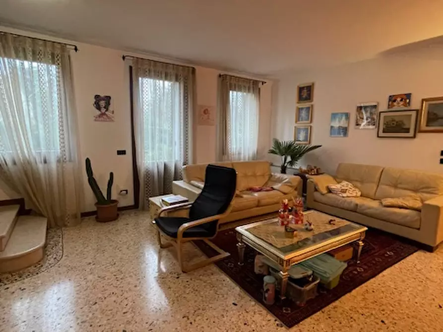 Immagine 9 di Casa indipendente in vendita  a Santa Giustina In Colle