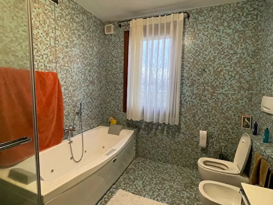 Immagine 15 di Casa indipendente in vendita  a Santa Giustina In Colle