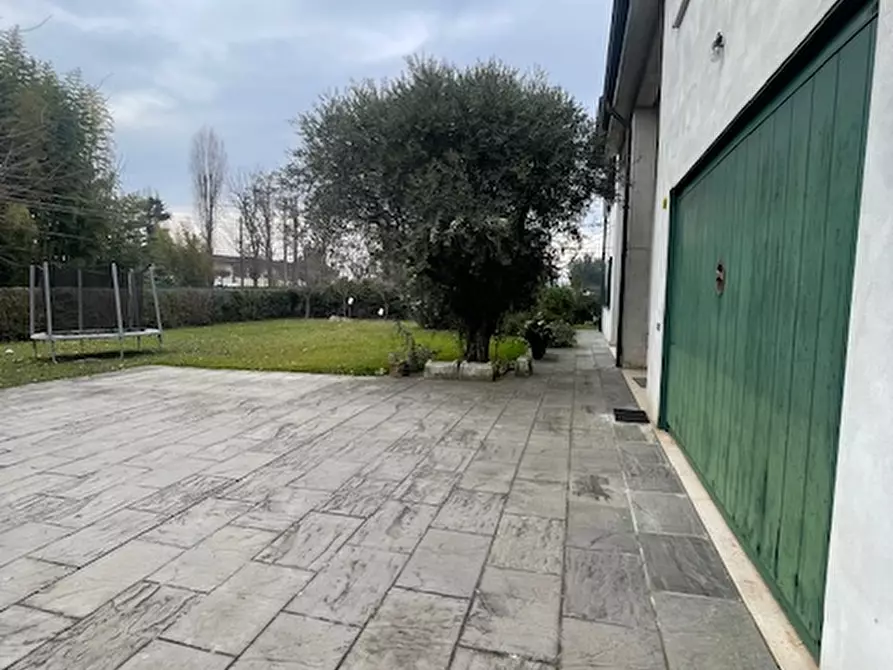 Immagine 19 di Casa indipendente in vendita  a Santa Giustina In Colle