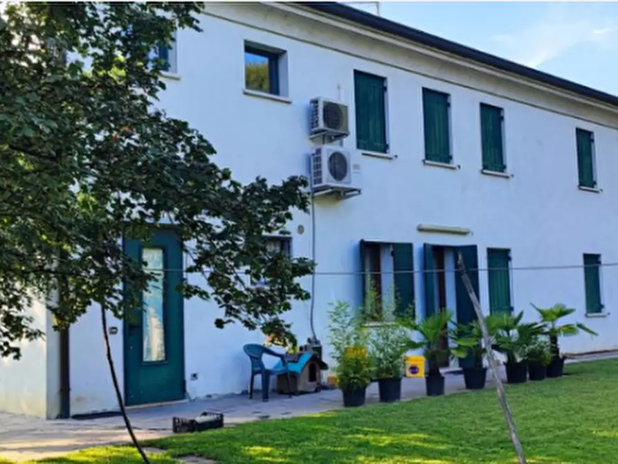 Immagine 21 di Casa indipendente in vendita  a Santa Giustina In Colle