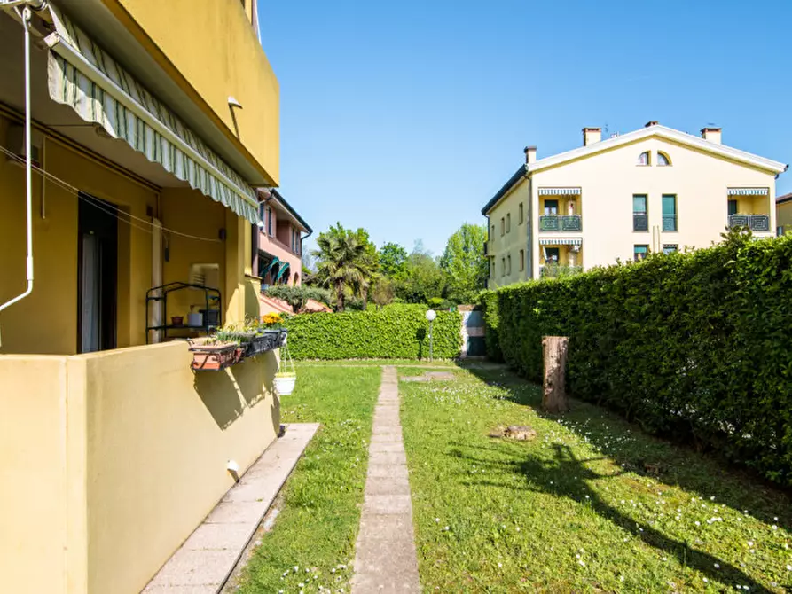 Immagine 1 di Appartamento in vendita  in Via Giorgine a Ponte San Nicolo'