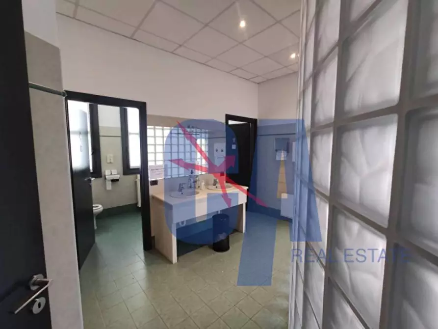 Immagine 22 di Ufficio in affitto  in STRADA MILANO FIORI a Assago