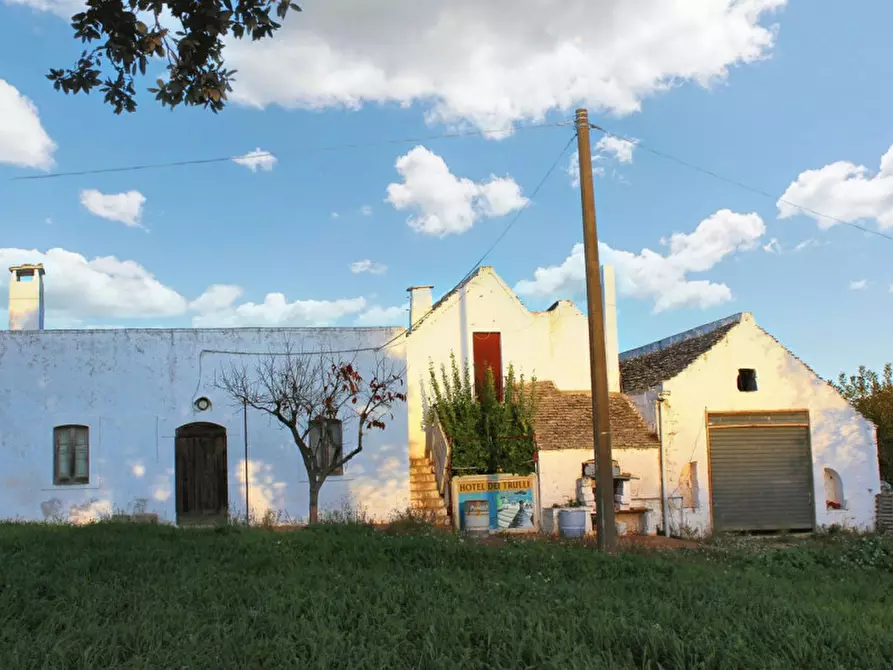 Immagine 1 di Rustico / casale in vendita  in Strada S.S. 172 per Alberobello, N. 142 a Putignano